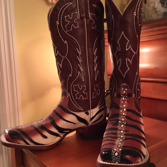 Nocona Shoes - NOKONA TIGER STRIPE COWGIRL BOOTS BY 7M
